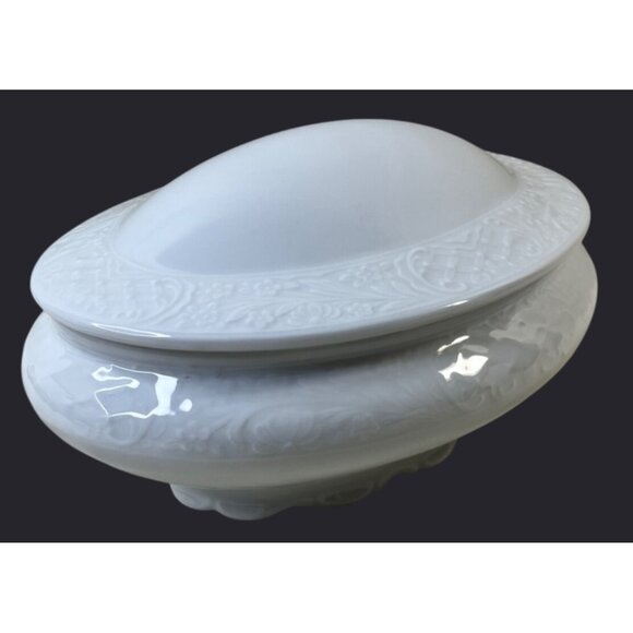 Schumann SCH212 White Oval Domed Covered Caserole Vegetable Bowl Bavaria Germany - Picture 4 of 12